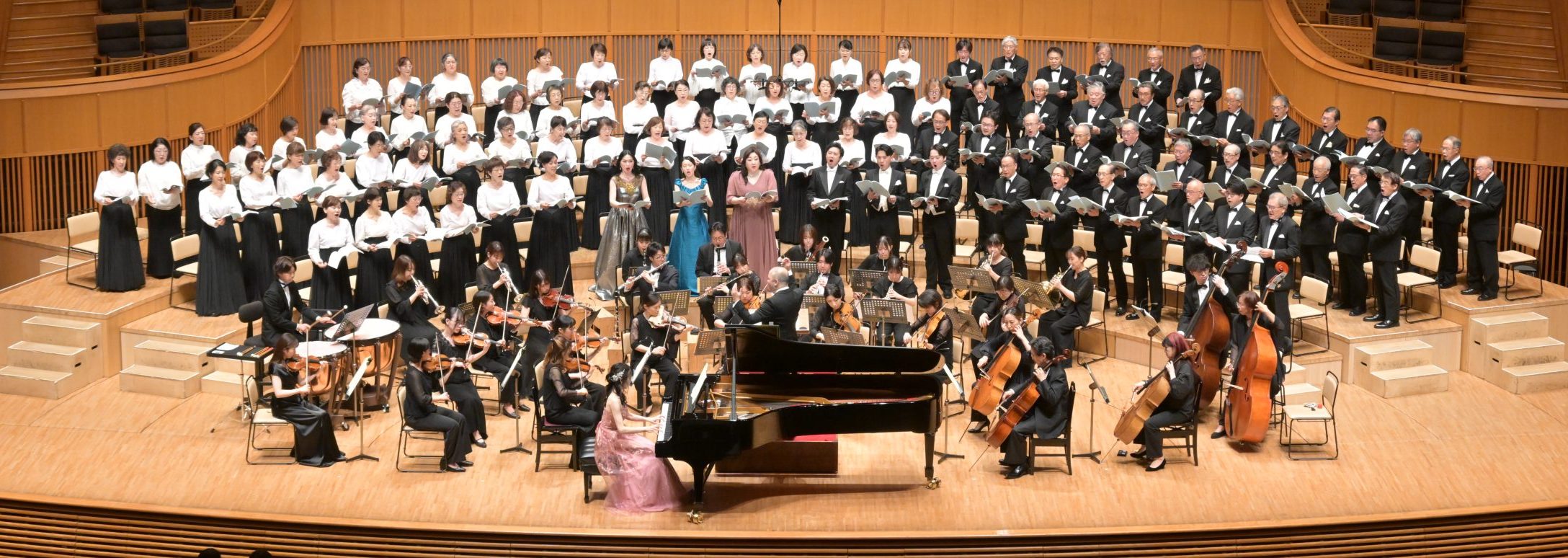 新アカデミー合唱団